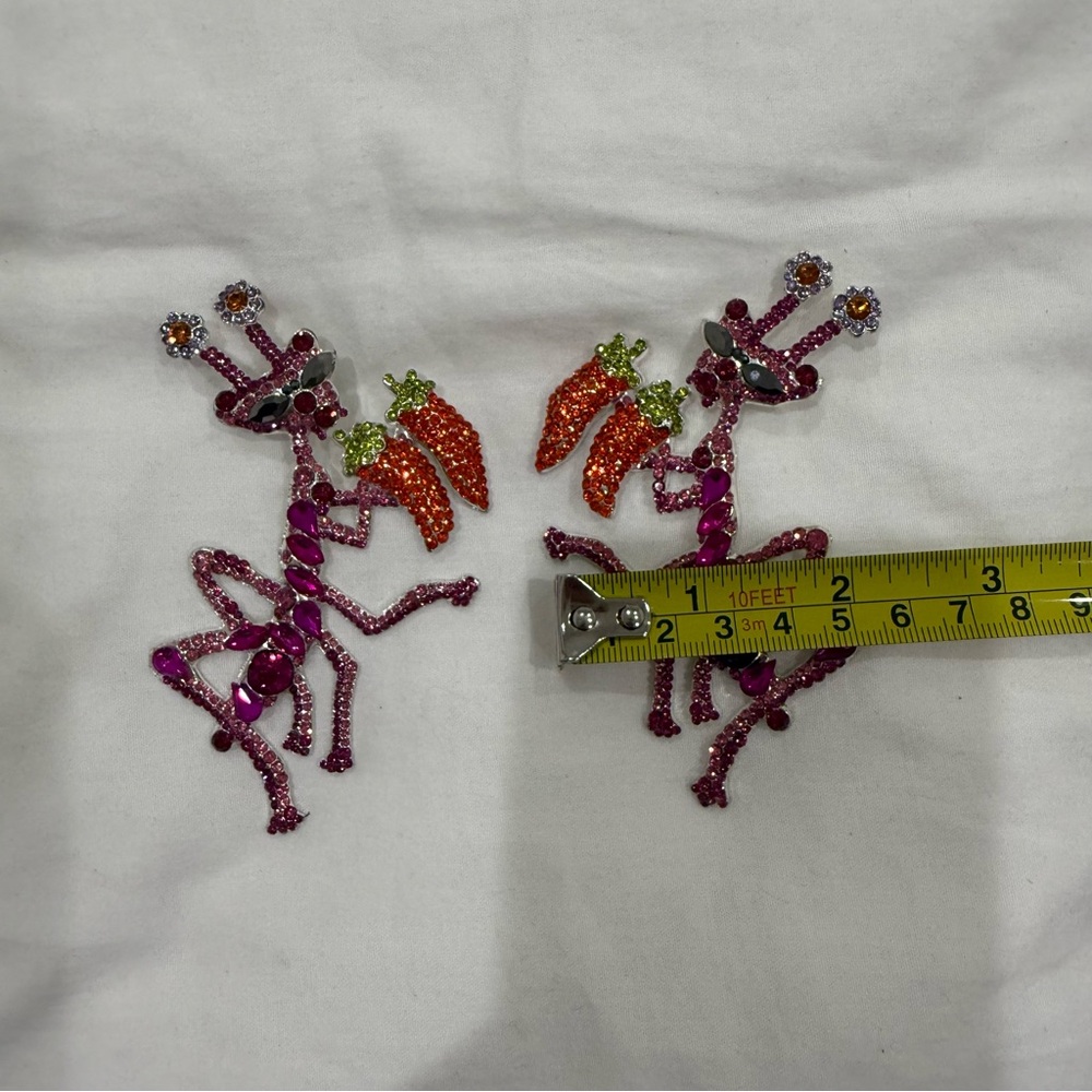 Crystal Praying Mantis Statement Earrings Pink Bi… - image 4